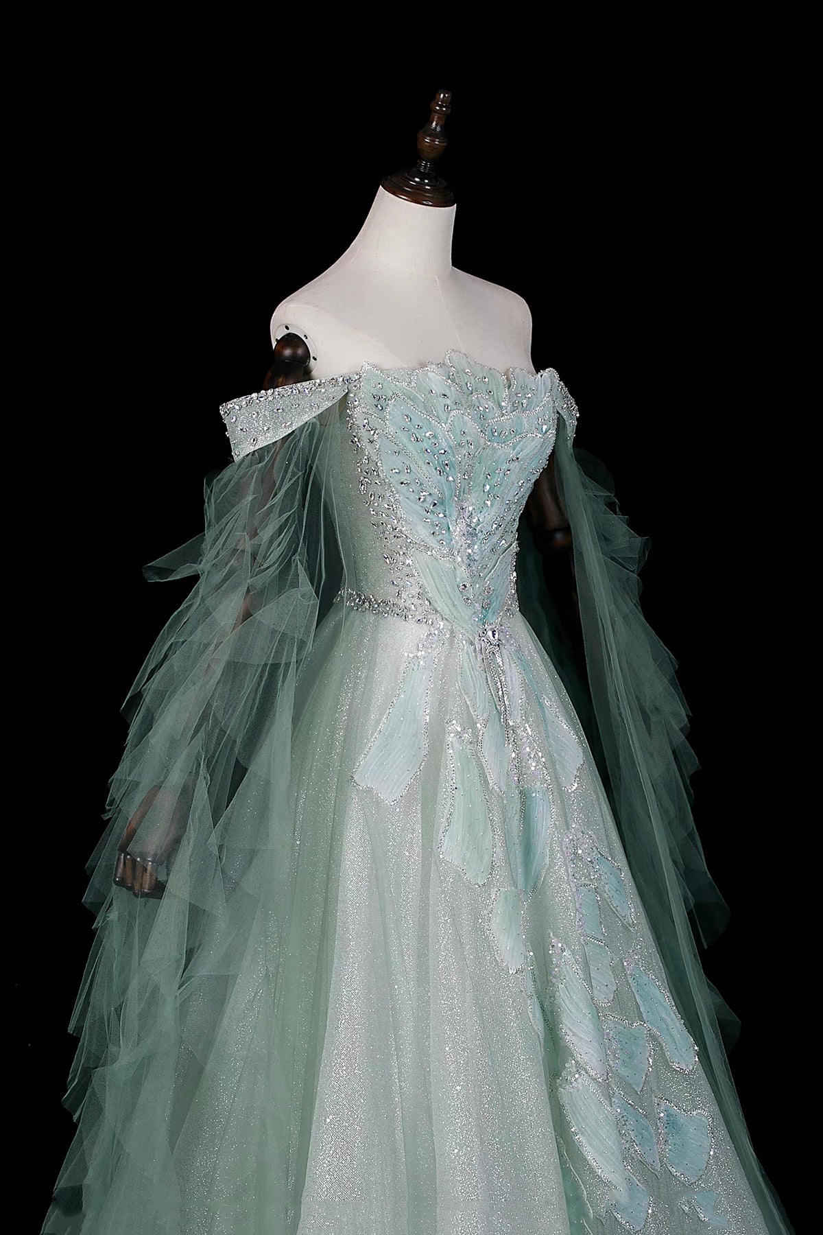 Green Off Shoulder Ball Gown with Cape Elegant Evening Dress