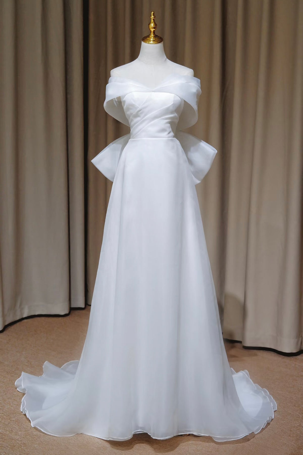 White Off-the-Shoulder Tulle A-Line Evening Gown with Bow