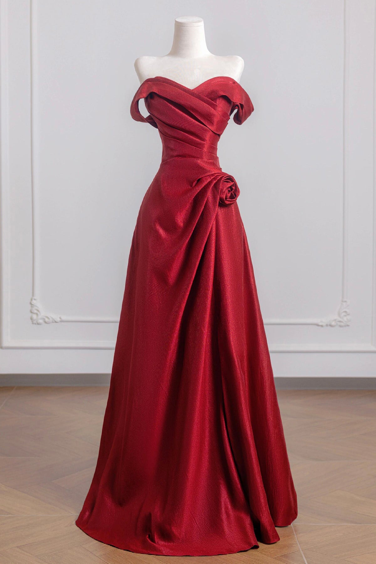 strapless formal dress long Beaded Corset Fitted Prom Gown LaDivine CD736 This dress features a Black Basic Plus Wrap Size:L (Bust 98 cm) Black Bridesmaids Dresses & Gowns