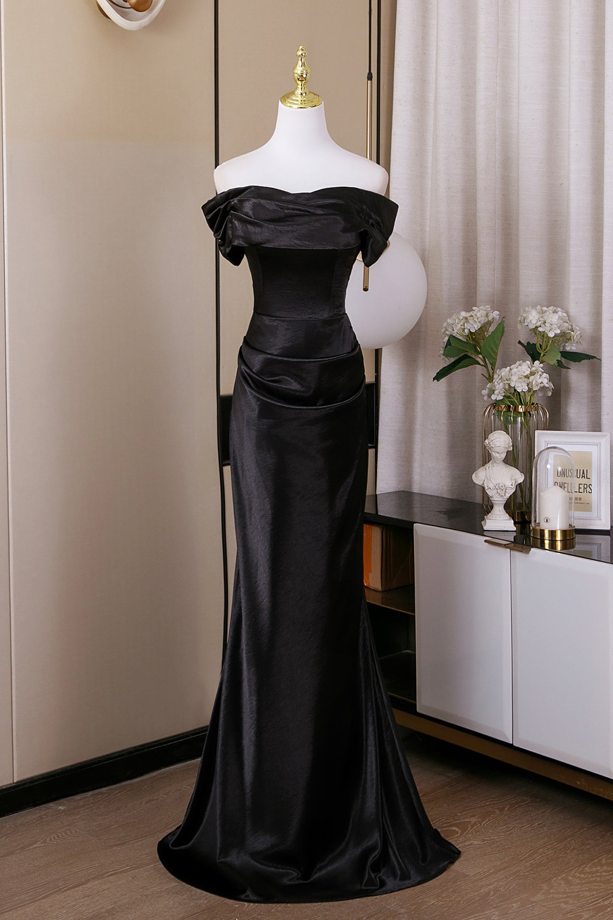 Elegant Black Off-Shoulder Satin Mermaid Evening Formal Dress
