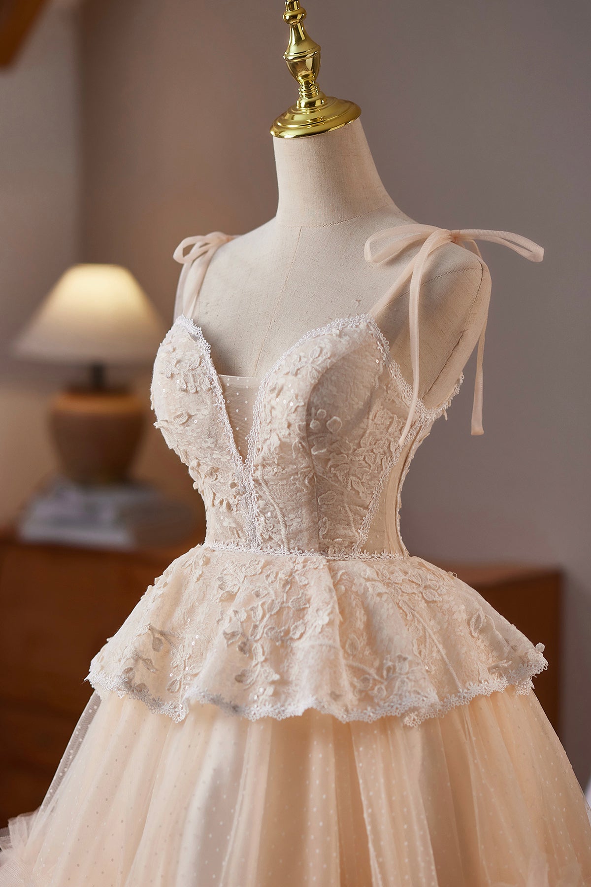 Champagne Tulle Lace Short Prom Dress, A-Line Spaghetti Strap Homecoming Party Dress