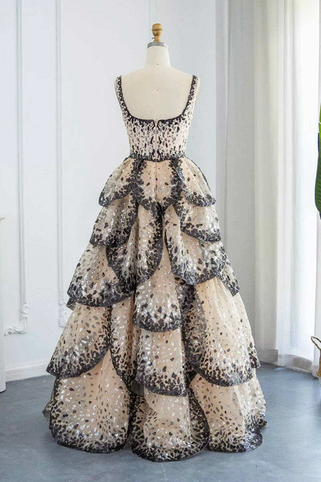 Sparkly Sequin Tiered Ruffles Elegant Women Party Formal Dresses