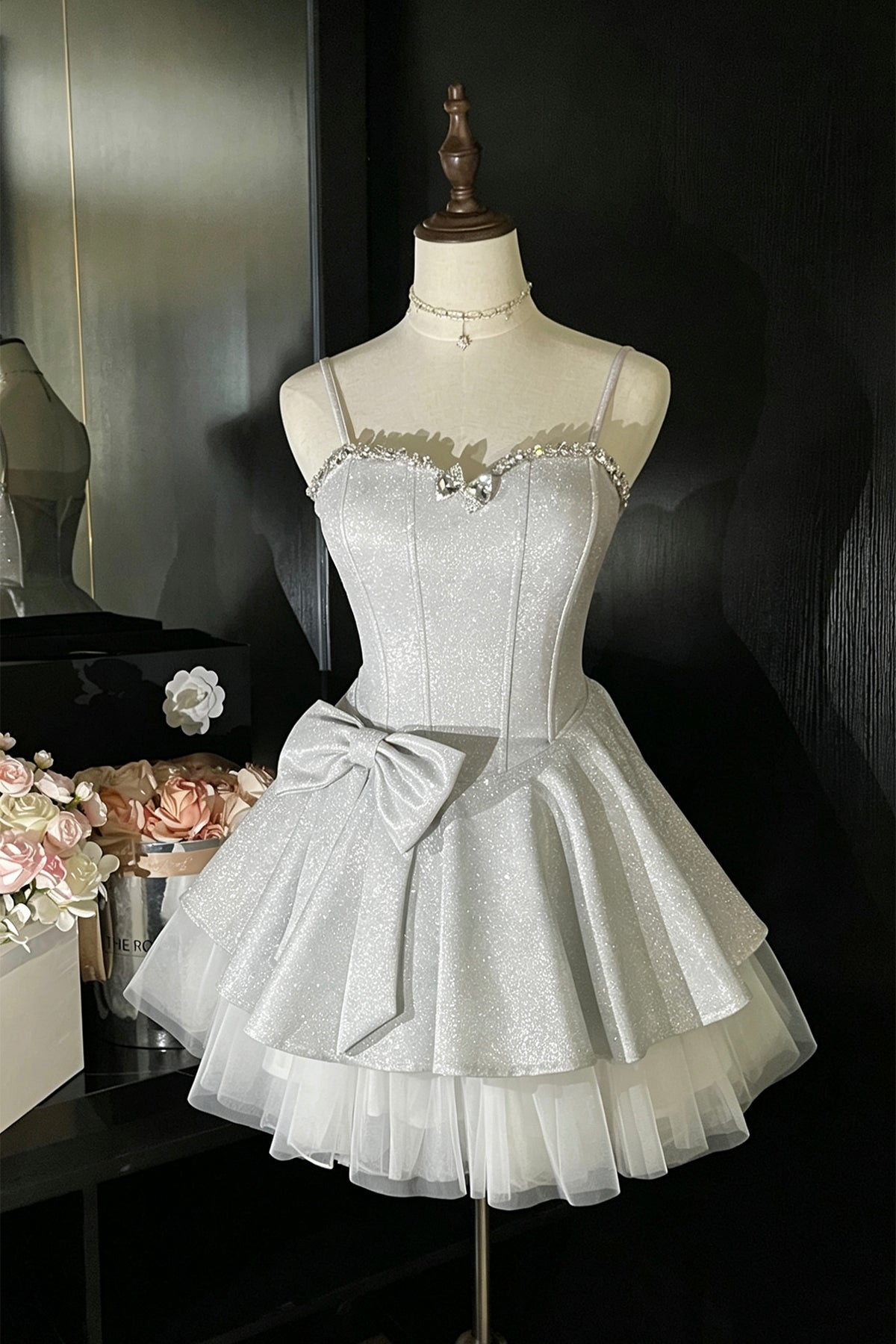 Sparkly Silver Glitter Mini Homecoming Dress Spaghetti Strap Sweethear Sparkly Silver Glitter Mini Homecoming Dress Spaghetti Strap Sweethear