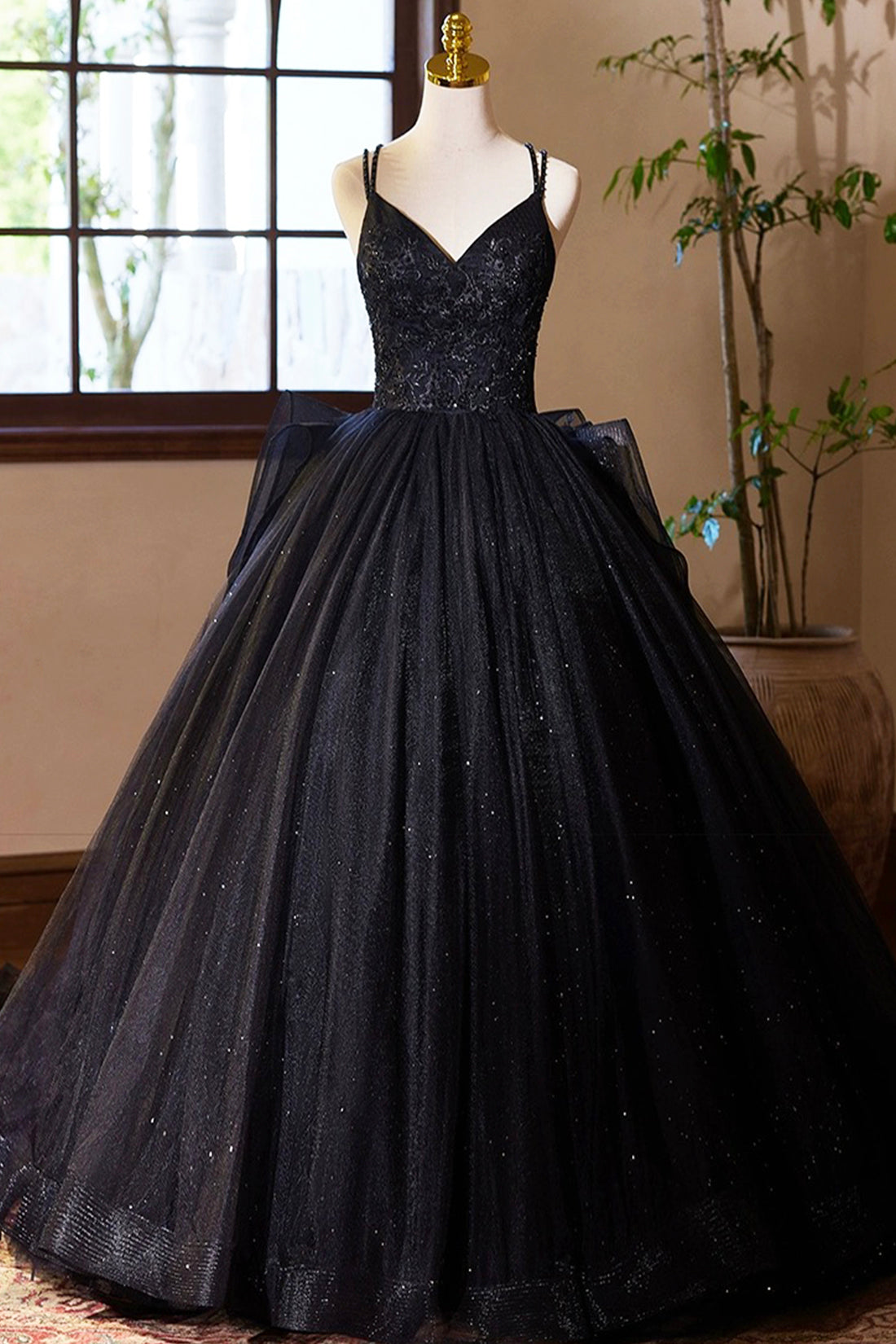 Black V-Neck Tulle Lace Prom Dress, Gorgeous A-Line Evening Party Dres Black V-Neck Tulle Lace Prom Dress, Gorgeous A-Line Evening Party Dres