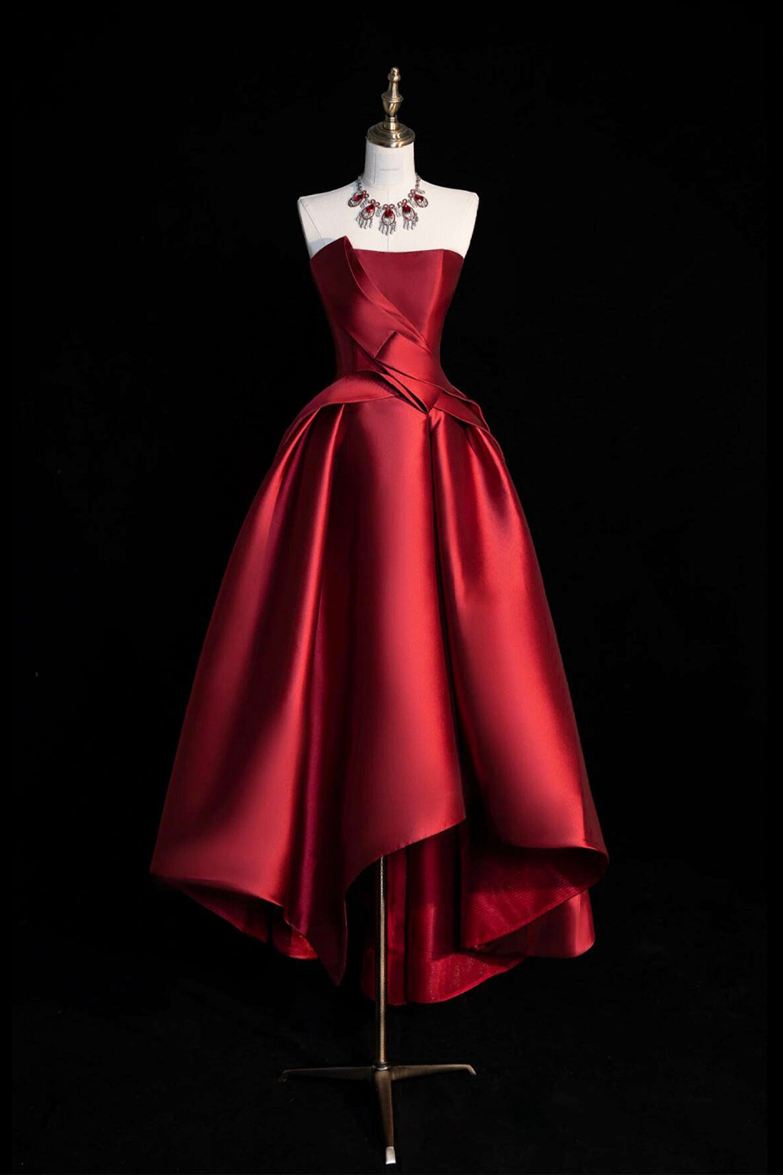 open lace back dress Strapless Red Wedding Dress with Cute Bow RUBY – ieie main image 1