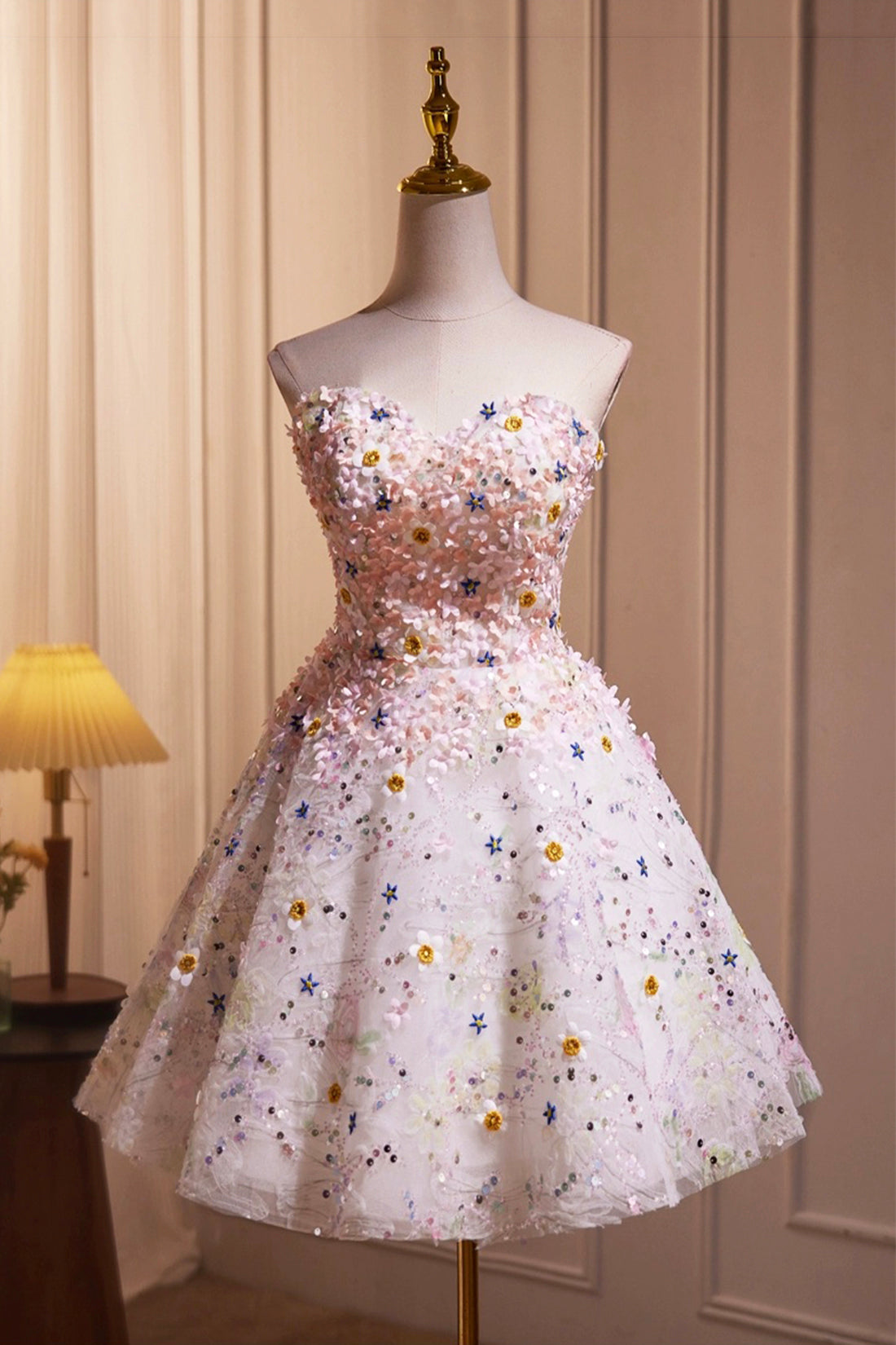 Cute 3D Floral Knee Length Party Dress, A-line Strapless Homecoming Dr Cute 3D Floral Knee Length Party Dress, A-line Strapless Homecoming Dr