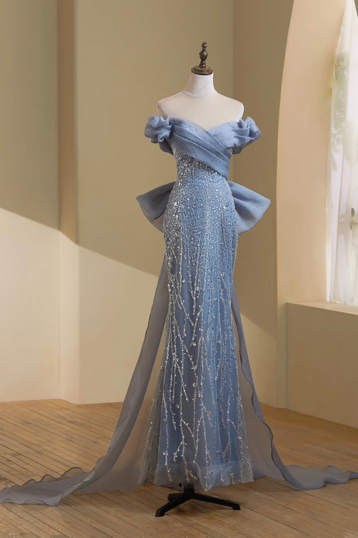 Luxury Beaded Evening Gown Dusty Blue Strapless Mermaid Formal Dress