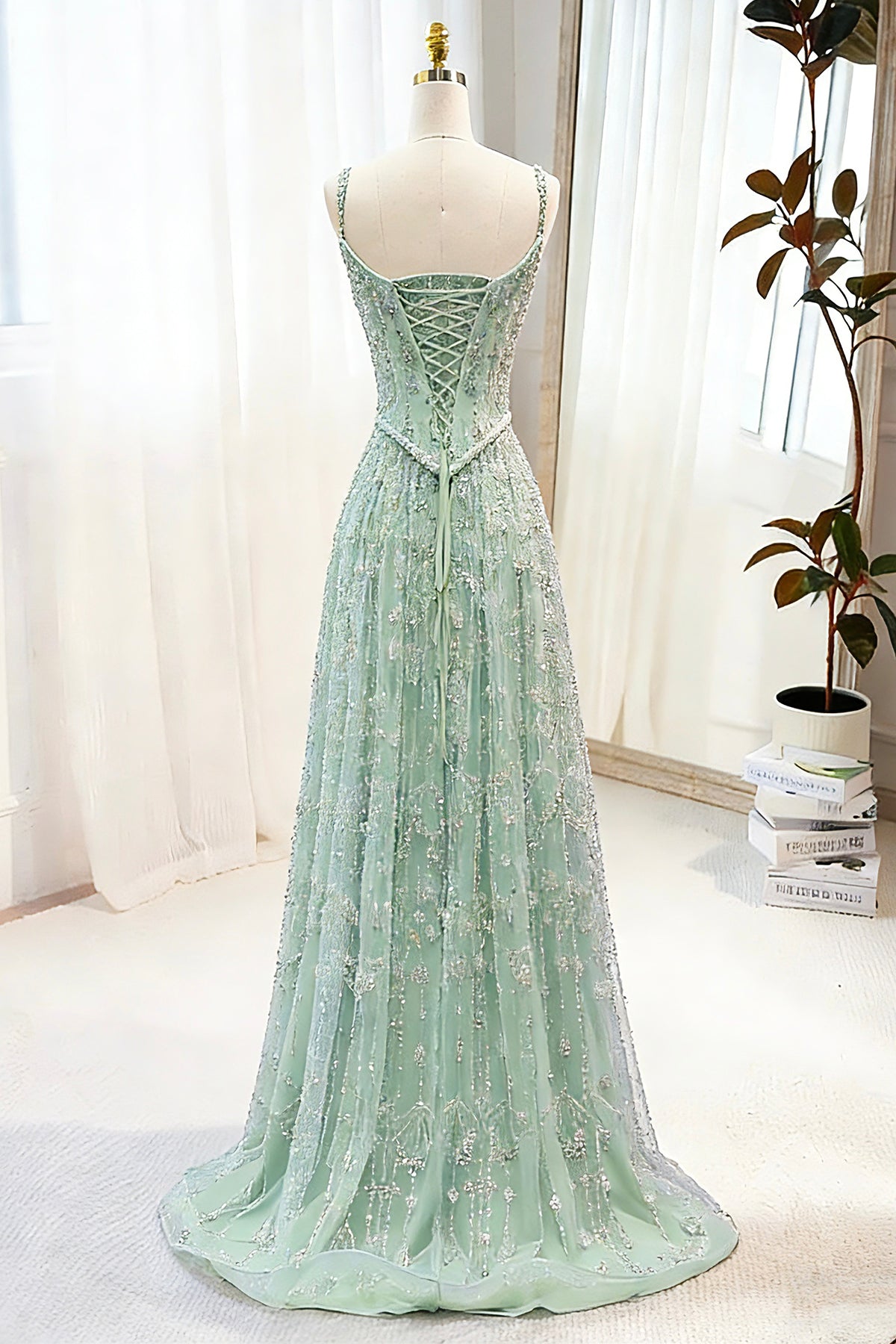 Mint Green Beaded Spaghetti Strap Prom Dress for Women, A-Line Formal Evening Gown with Sweetheart Neckline and Lace-Up Back