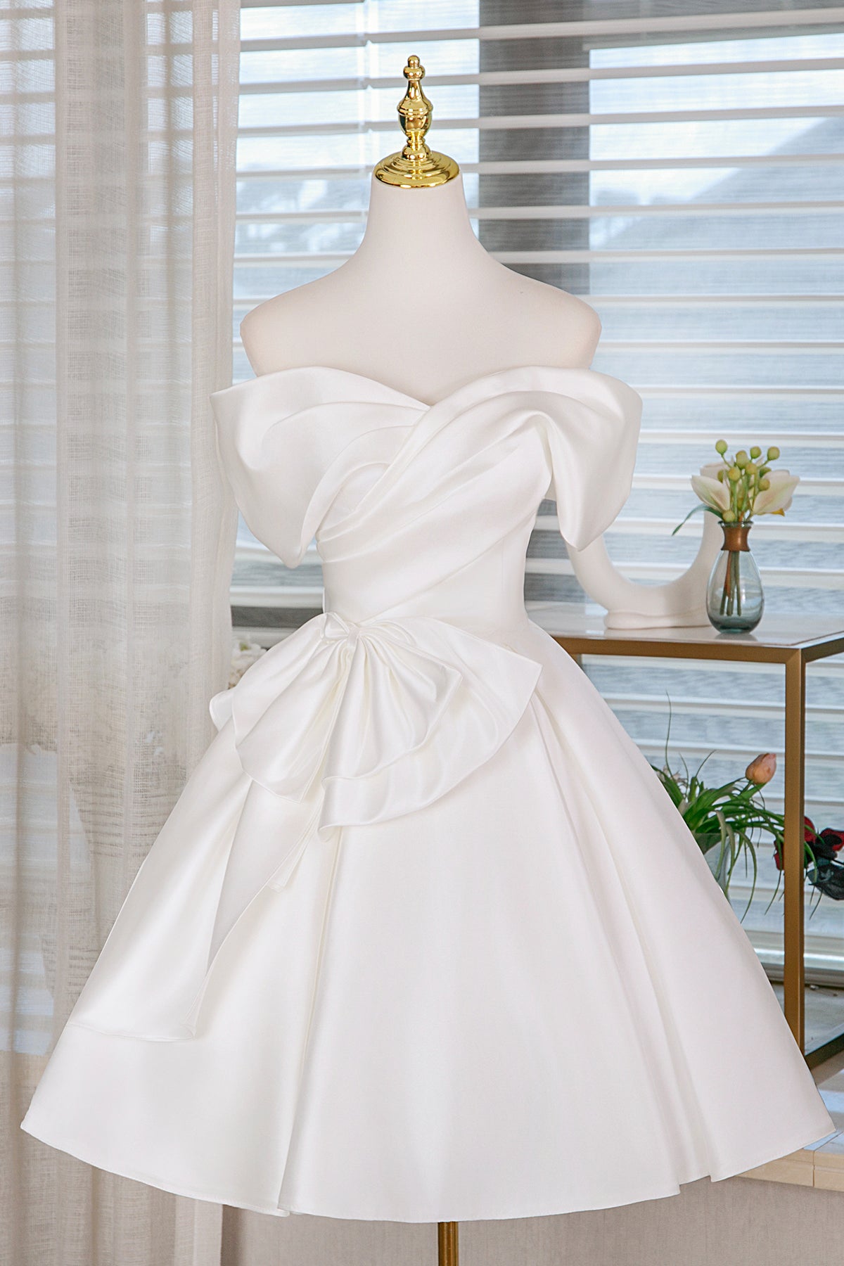 White Satin Short Prom Dress, Lovely A-Line Off the Shoulder Party Dre White Satin Short Prom Dress, Lovely A-Line Off the Shoulder Party Dre