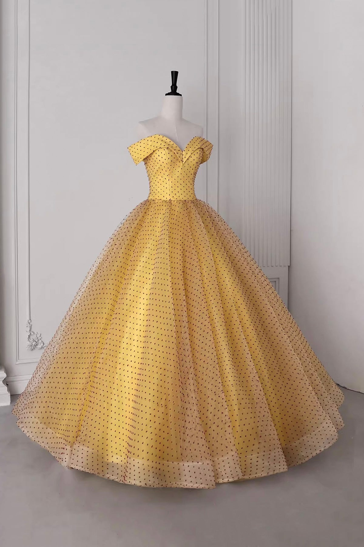 Off Shoulder Yellow Ball Gown with Polka Dot Tulle Sweetheart Formal Prom Dress