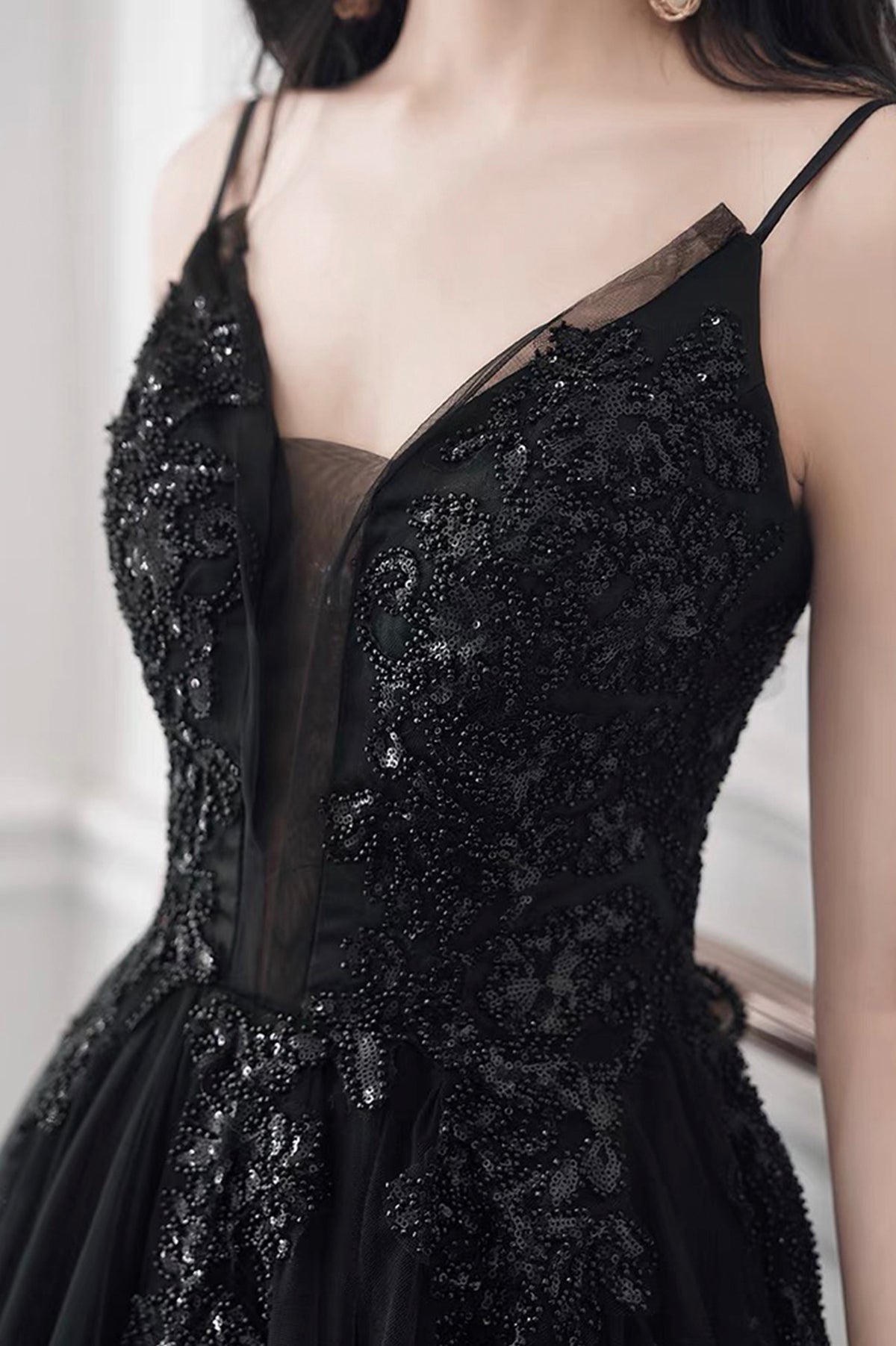 Black V-Neck Tulle Lace Long Prom Dress, A-Line Evening Party Dress