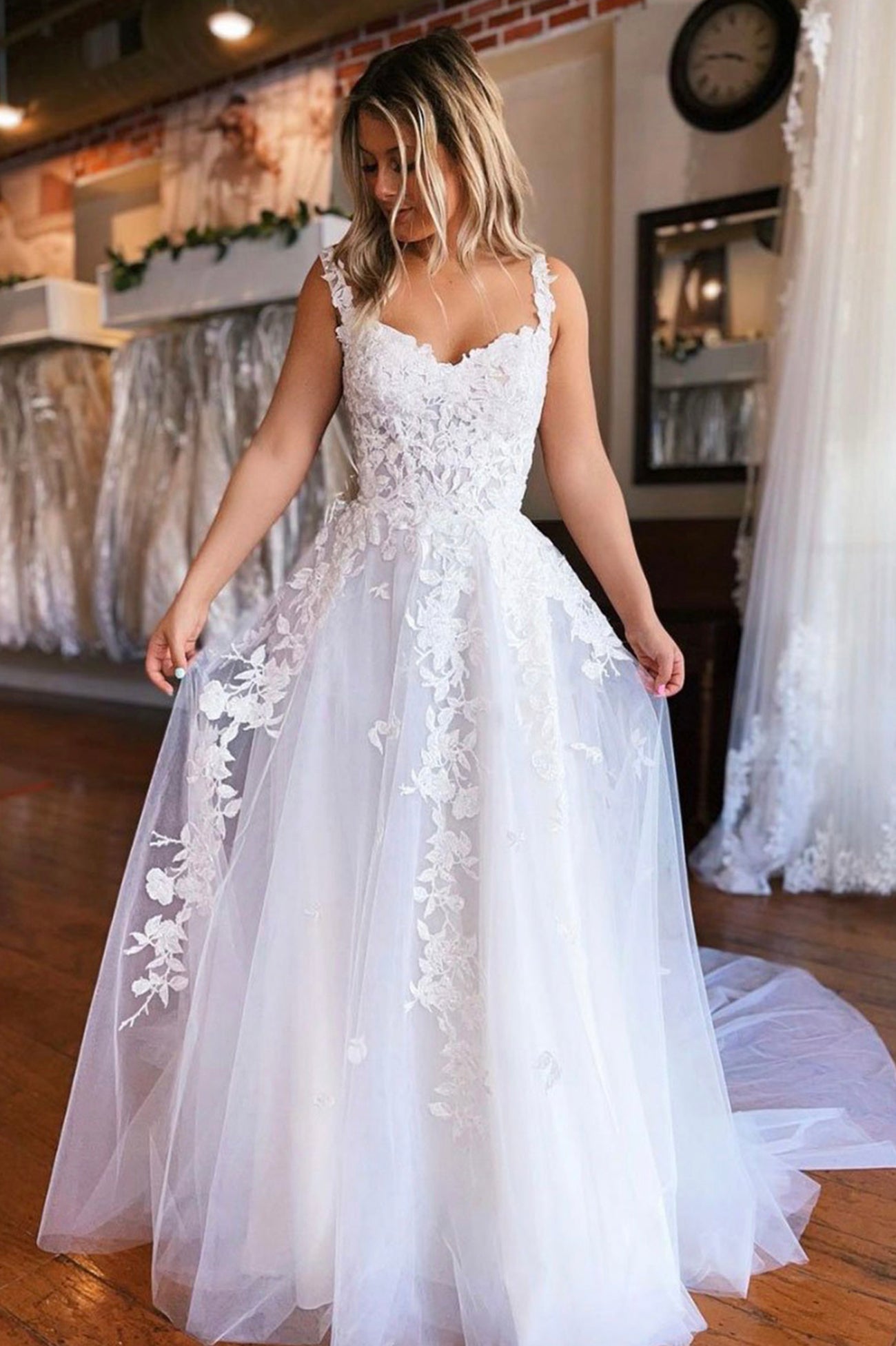 Stylish White Lace Prom Dress with Shoes