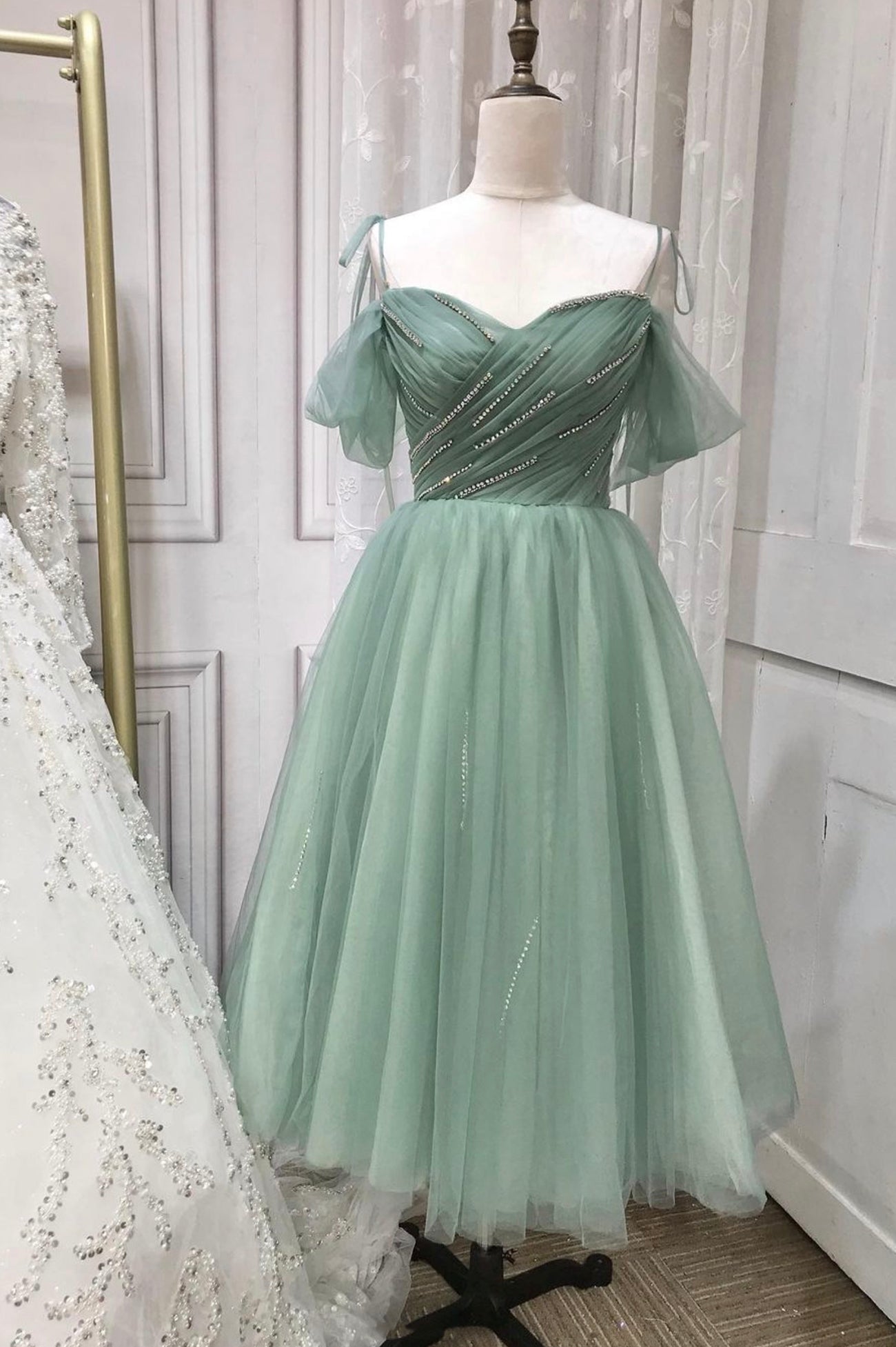 Green Tulle Short A-Line Prom Dress, Cute A-Line Homecoming Party Dres Green Tulle Short A-Line Prom Dress, Cute A-Line Homecoming Party Dres