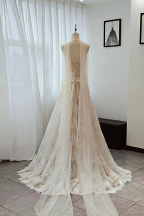 French Vintage Lace Strapless Wedding Dress Elegant A-Line Lightweight Formal Gown