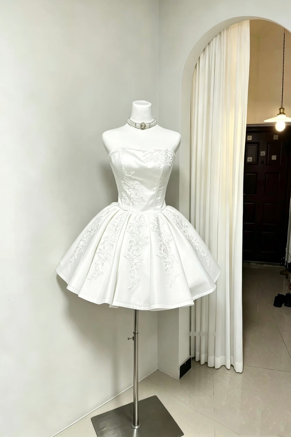 Elegant Strapless White Satin Reception Dress with Lace Detailing