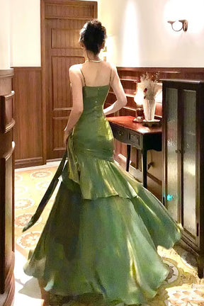 Emerald Satin Mermaid Gown, Beautiful Spaghetti Strap Evening Formal Dress