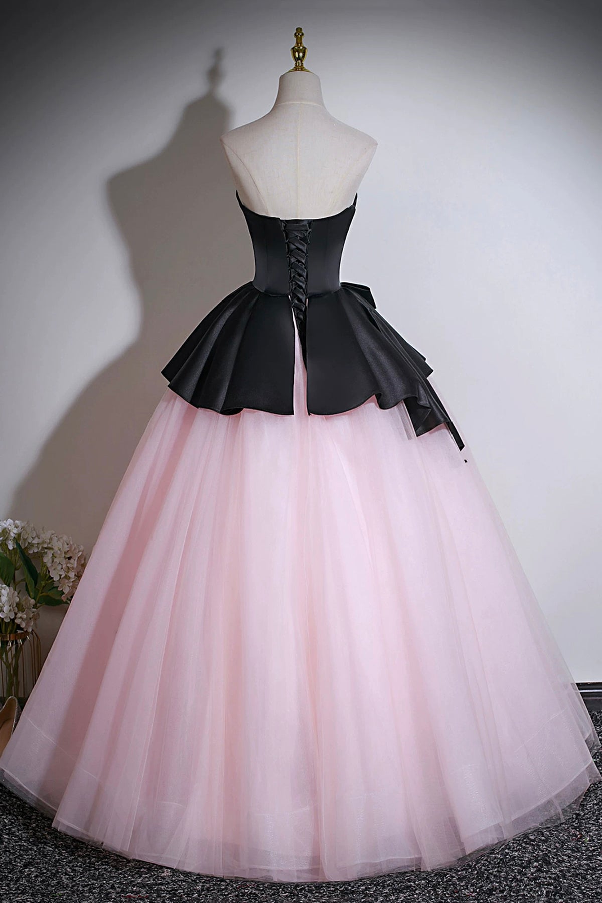 Elegant Strapless Evening Gown with Black Peplum and Pink Tulle Skirt