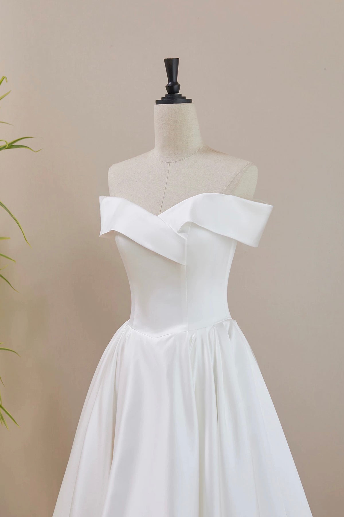 White Off-the-Shoulder Satin Tea-Length Party Prom Dress