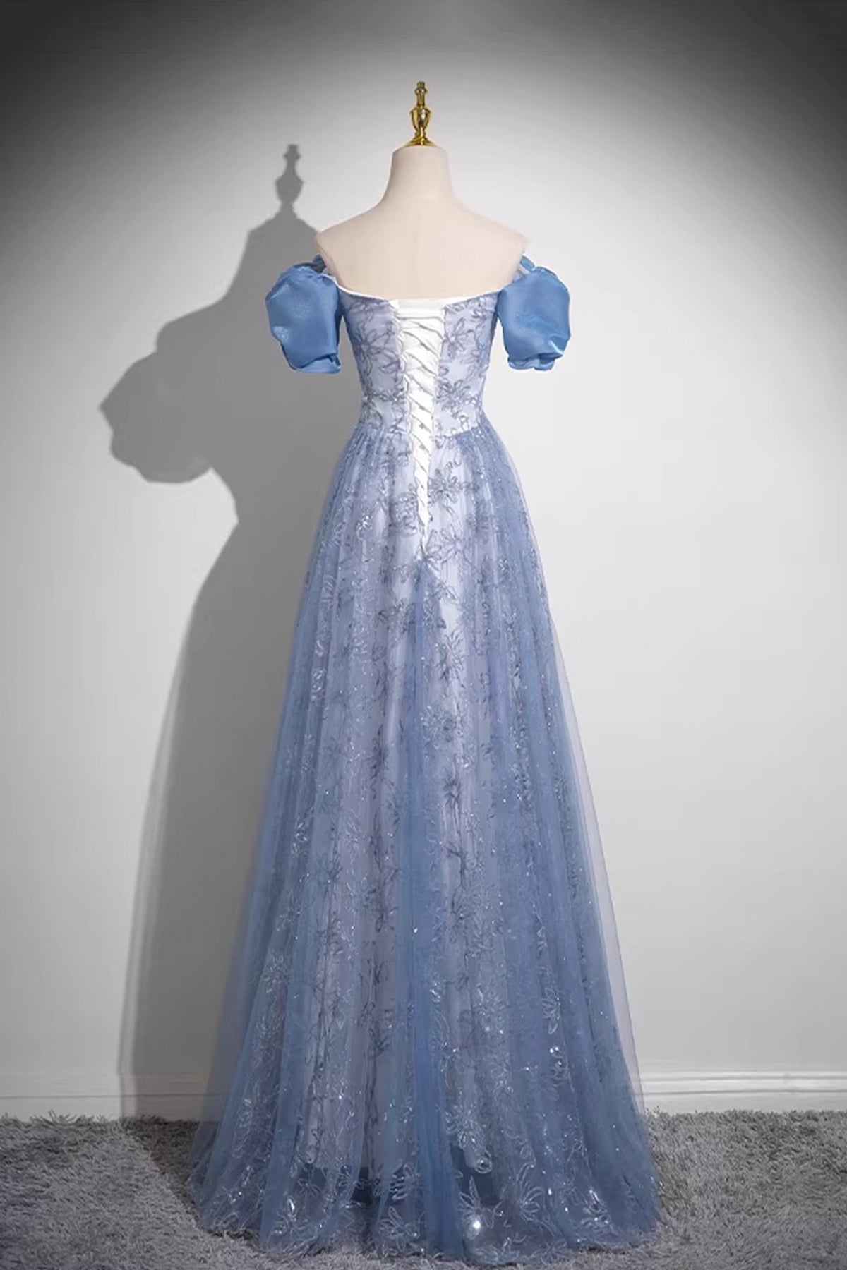 Elegant Blue Embroidery Prom Gown Floor Length Tulle Formal Dress
