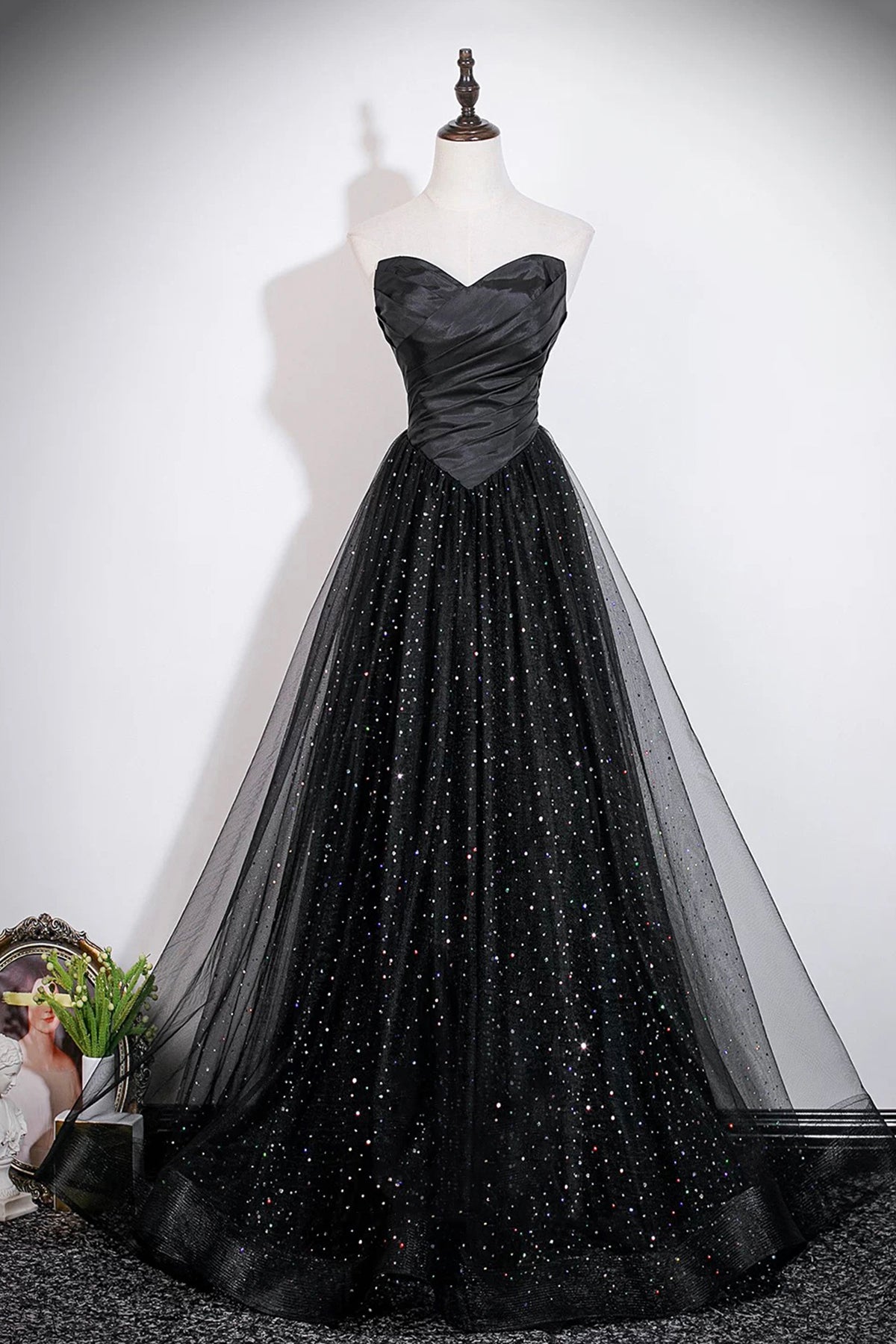 Black Strapless Tulle Prom Dress with Sequin Starry Sky Skirt