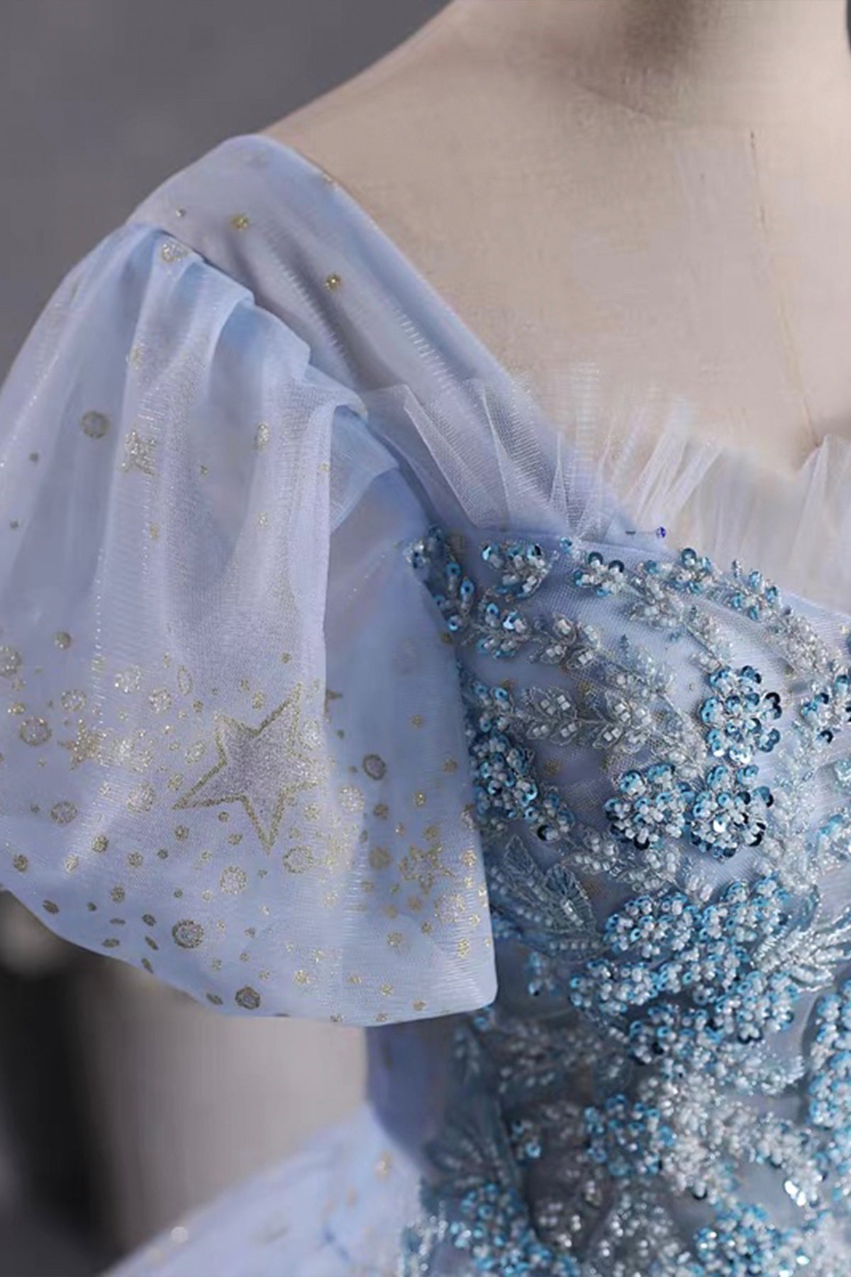 Light Blue Puff Sleeve Ball Gown Prom Dress with Sequin Starry Tulle Skirt