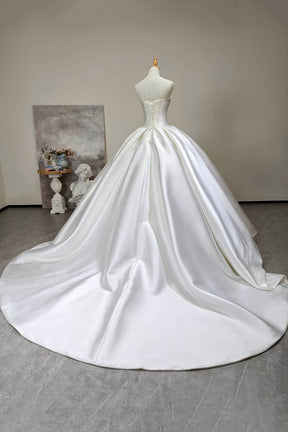 Classic Strapless Satin Ball Gown Wedding Dress – Minimalist Bridal Gown with Long Train