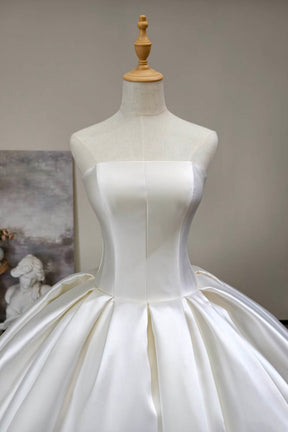 Classic Strapless Satin Ball Gown Wedding Dress – Minimalist Bridal Gown with Long Train