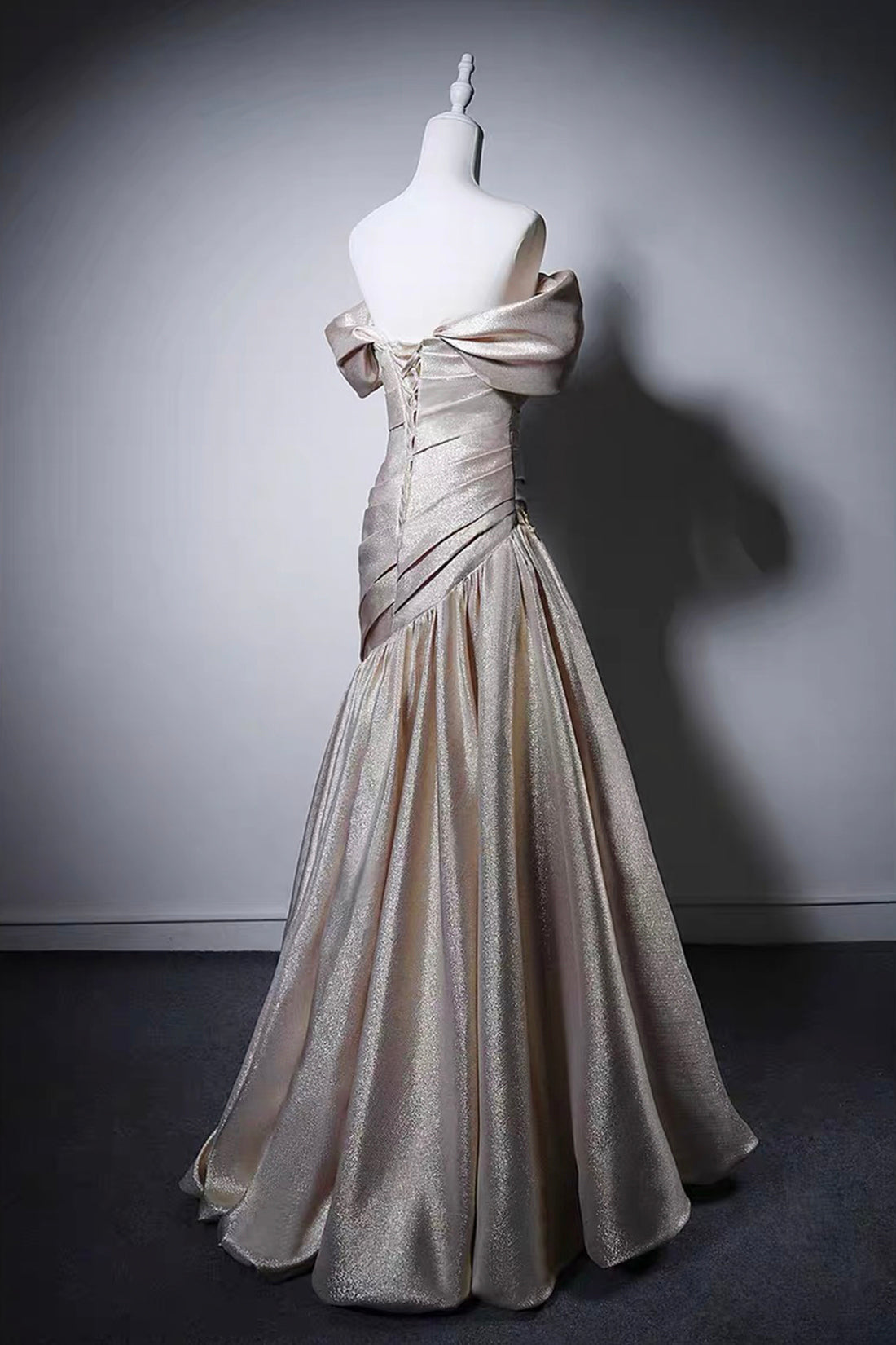 Elegant Champagne Gold Off-Shoulder Mermaid Prom Gown