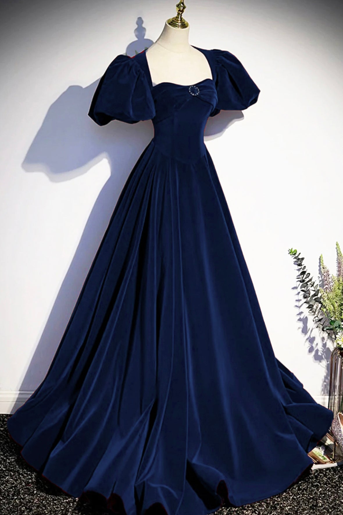 Blue Velvet Floor Length Prom Dress, Elegant Short Sleeve Evening Party Dress