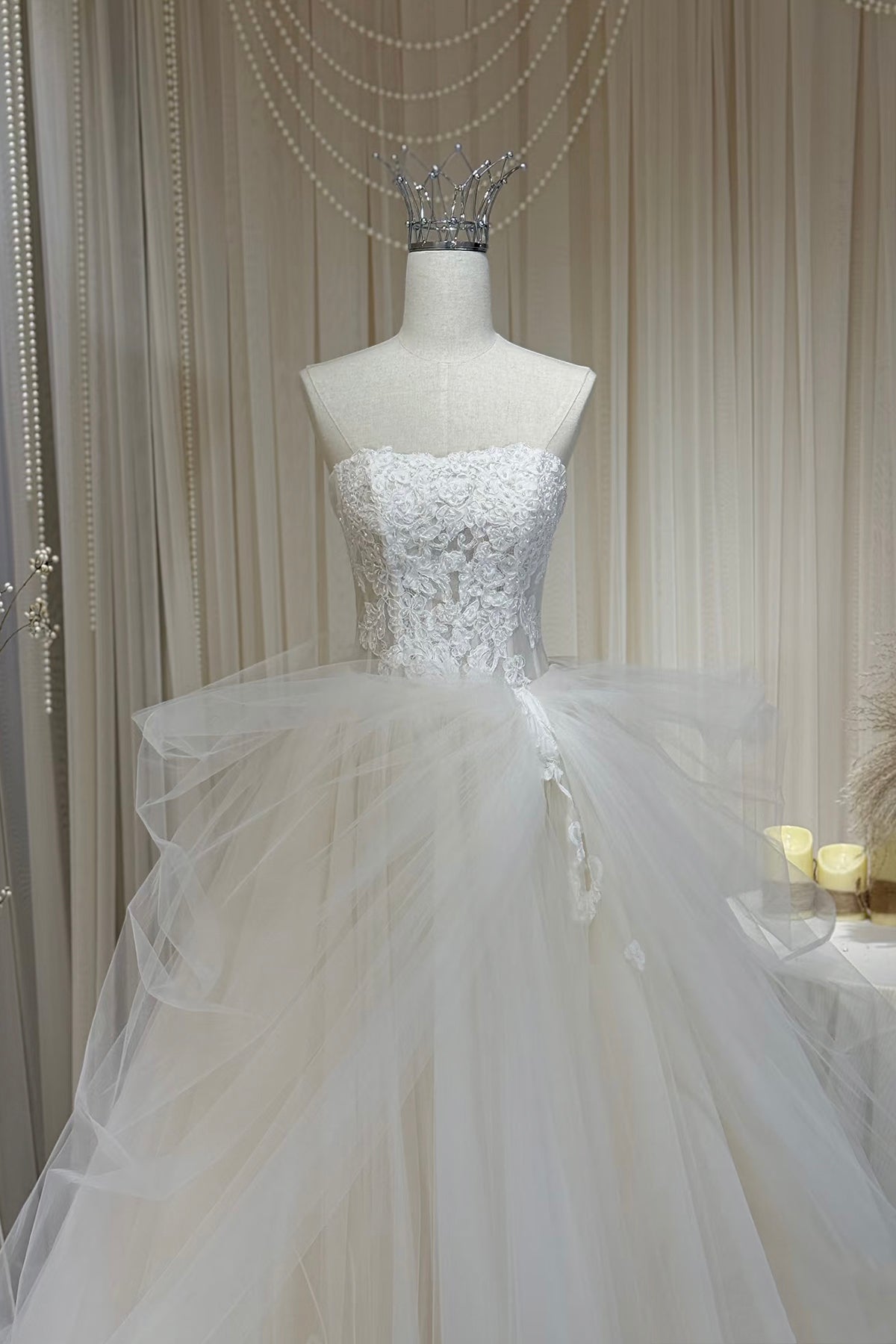 Ivory Tulle Sweetheart Neckline Ball Gown, A-Line Lace Formal Dress