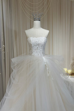 Ivory Tulle Sweetheart Neckline Ball Gown, A-Line Lace Formal Dress