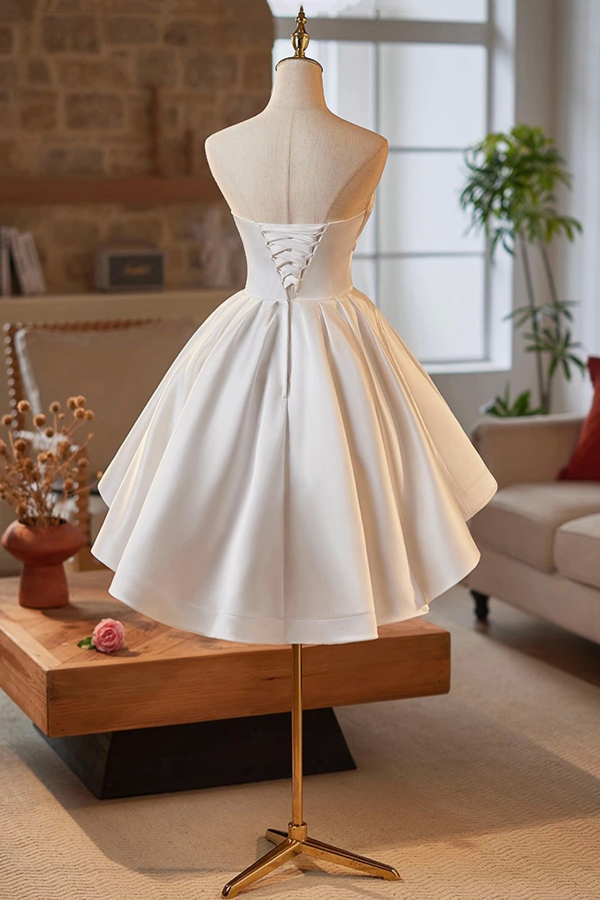 White Strapless Satin Short Prom Dress, White A-Line Evening Party Dre White Strapless Satin Short Prom Dress, White A-Line Evening Party Dre