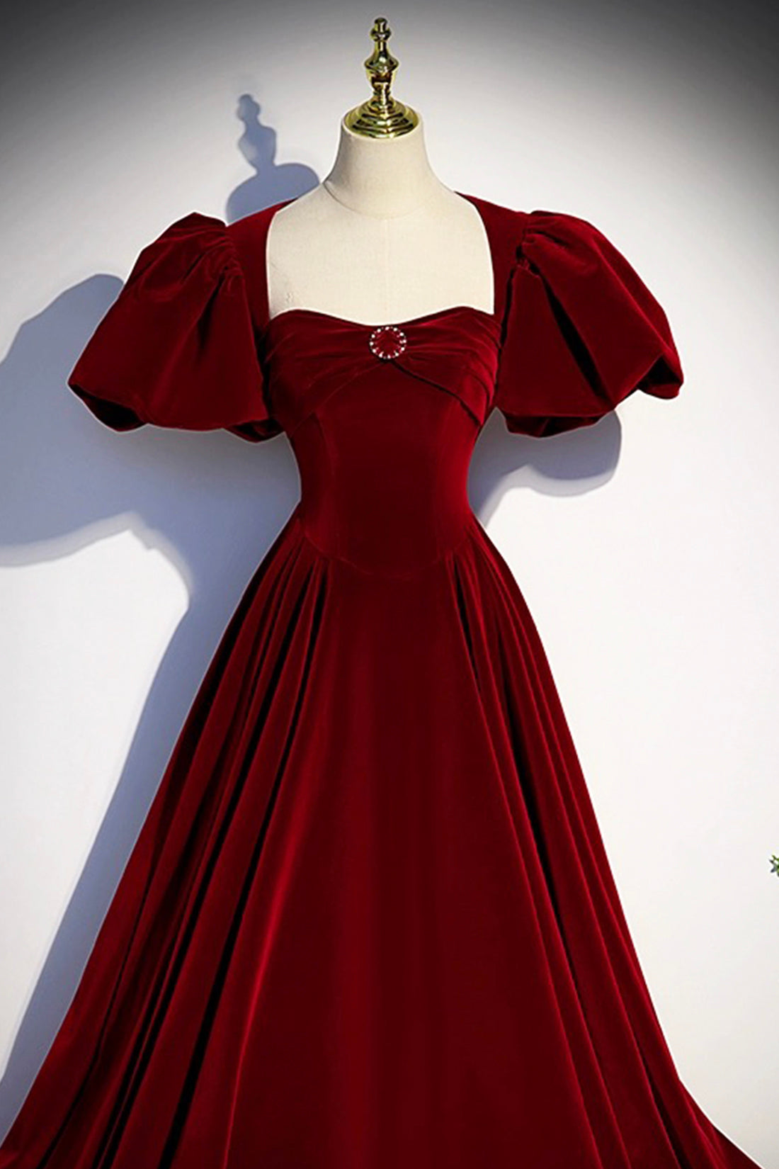 Elegant Velvet Floor Length Prom Dress, Burgundy Open Back Short Sleeve Evening Dress