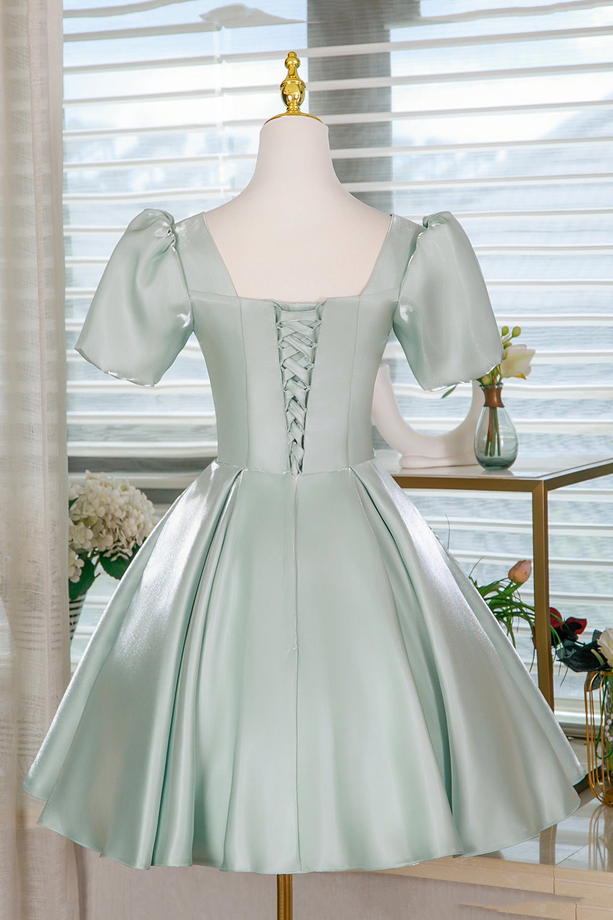 Light Green Satin Lace Short Prom Dress, A-Line Short Sleeve Party Dress