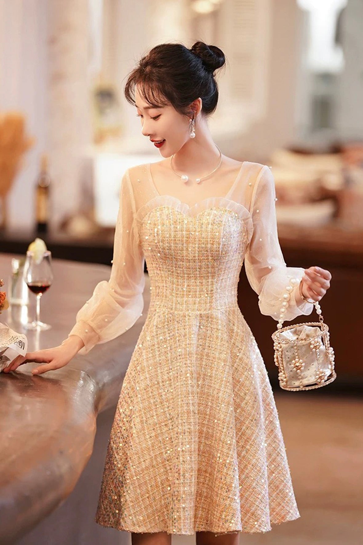Champagne Long Sleeve Party Dress, Beautiful Knee/Tea Length Prom Dres Champagne Long Sleeve Party Dress, Beautiful Knee/Tea Length Prom Dres