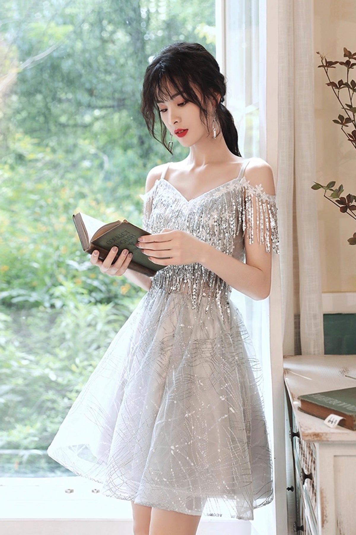 Gray Tulle Sequins Short Prom Dress, A-Line Knee Length Party Dress