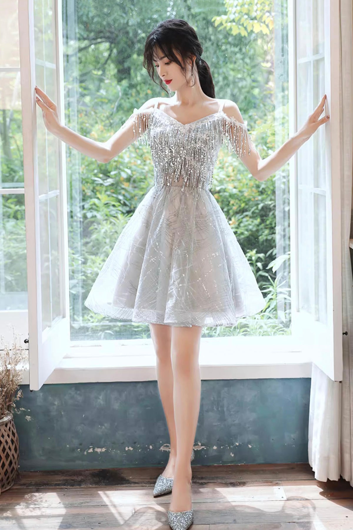 Gray Tulle Sequins Short Prom Dress, A-Line Knee Length Party Dress