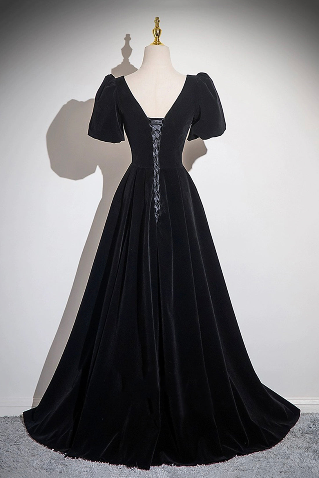 Black Velvet Floor Length Prom Dress, A-Line Short Sleeve Evening Part