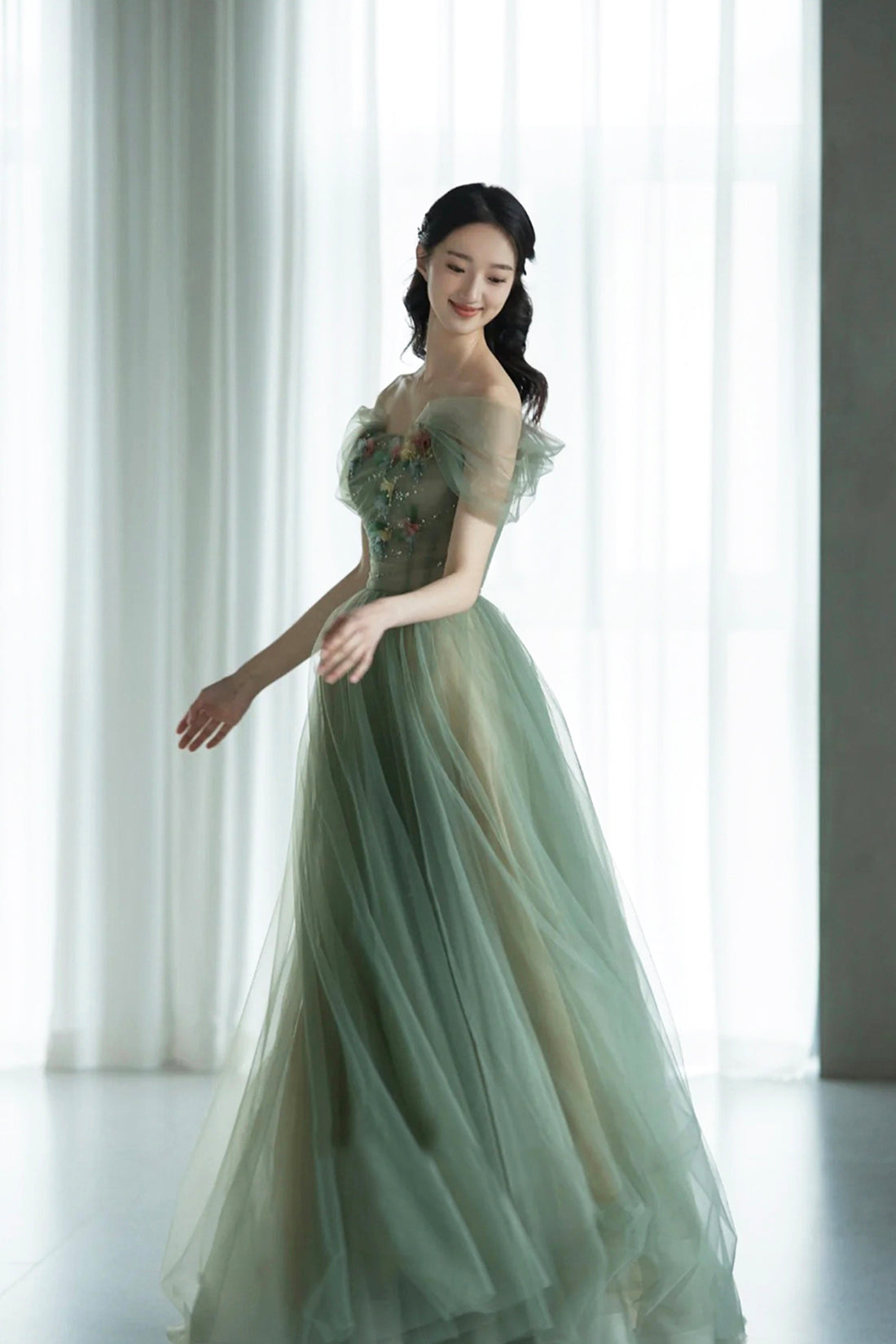 Beautiful Tulle Flowers Long Prom Dress, Green A-Line Formal Evening D Beautiful Tulle Flowers Long Prom Dress, Green A-Line Formal Evening D