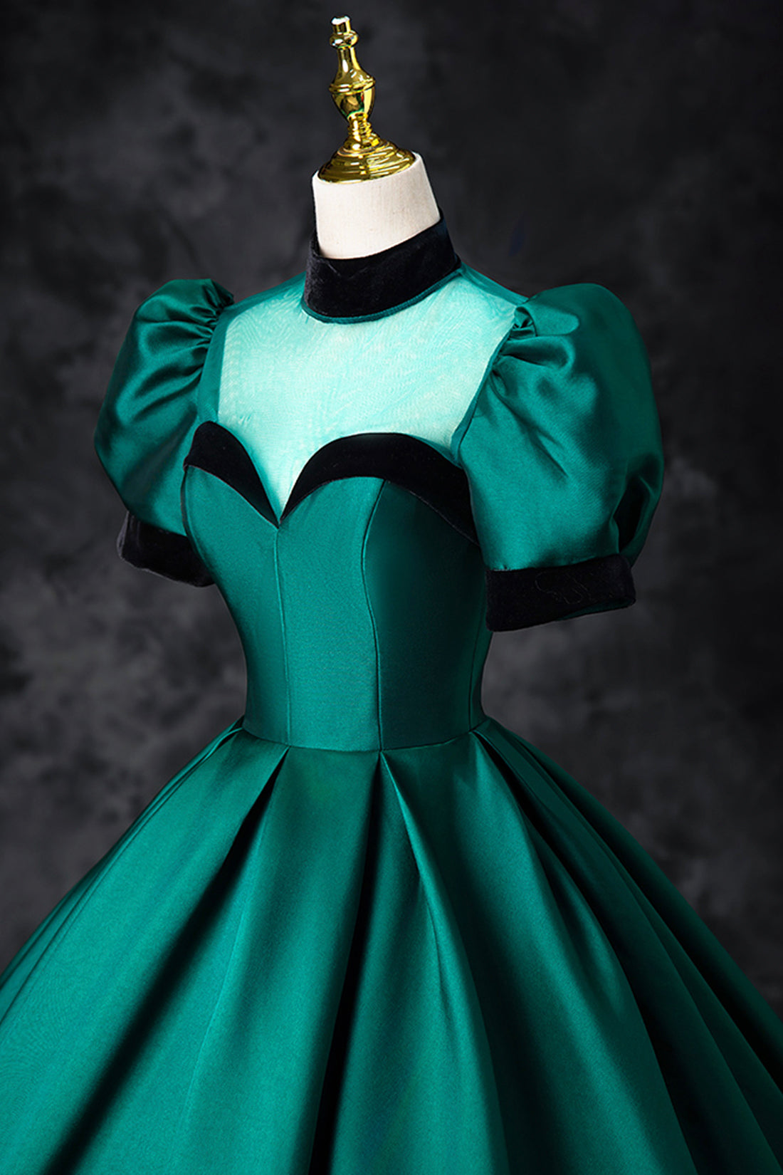 Green Satin Long Prom Dress, Elegant A-Line Short Sleeve Formal Evening Dress