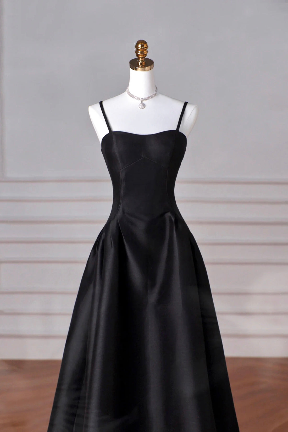 Black Spaghetti Strap Satin Long Prom Dress, A-Line Backless Evening Party Dress