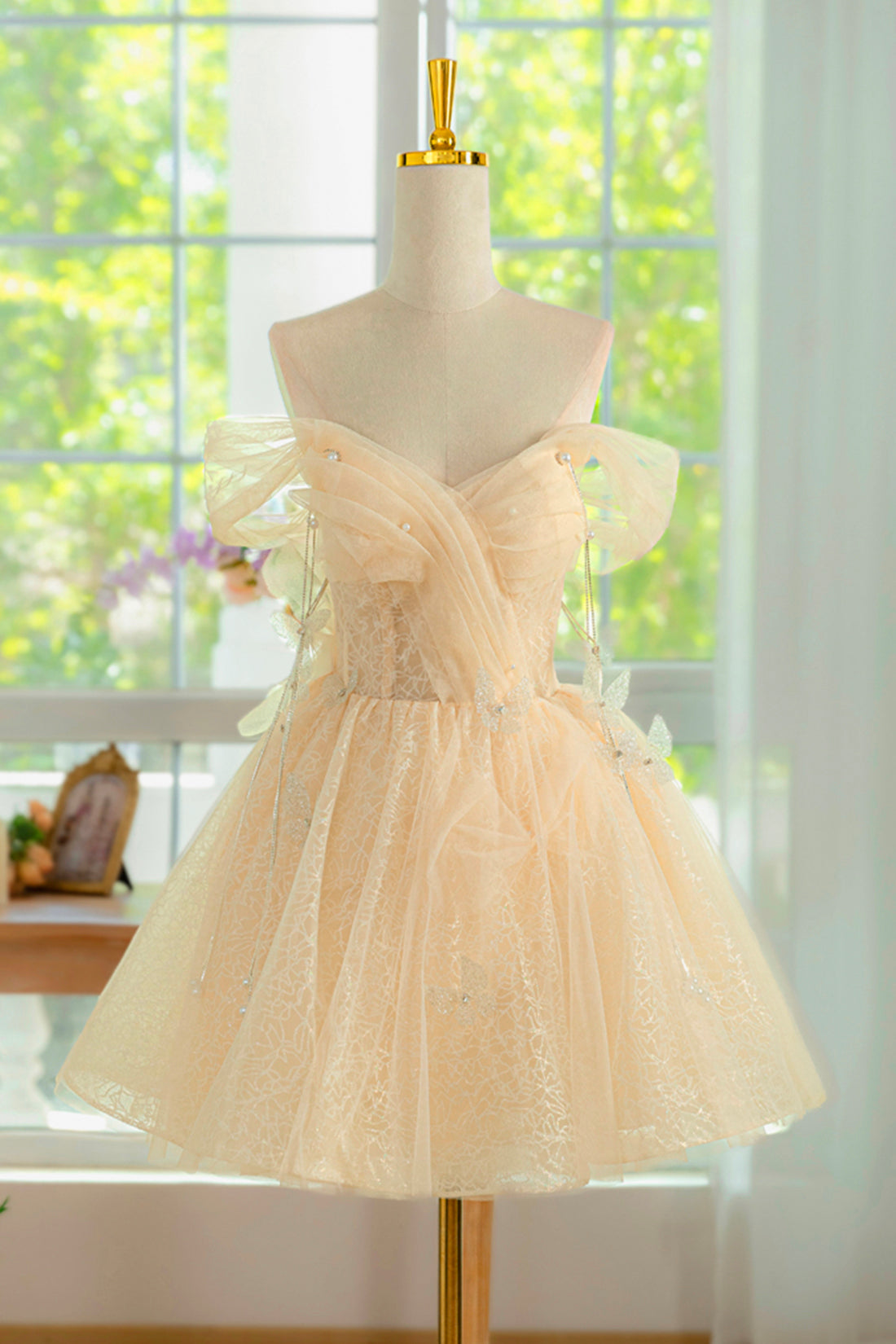 Champagne Tulle Knee Length Prom Dress, Lovely A-Line Party Homecoming Dress