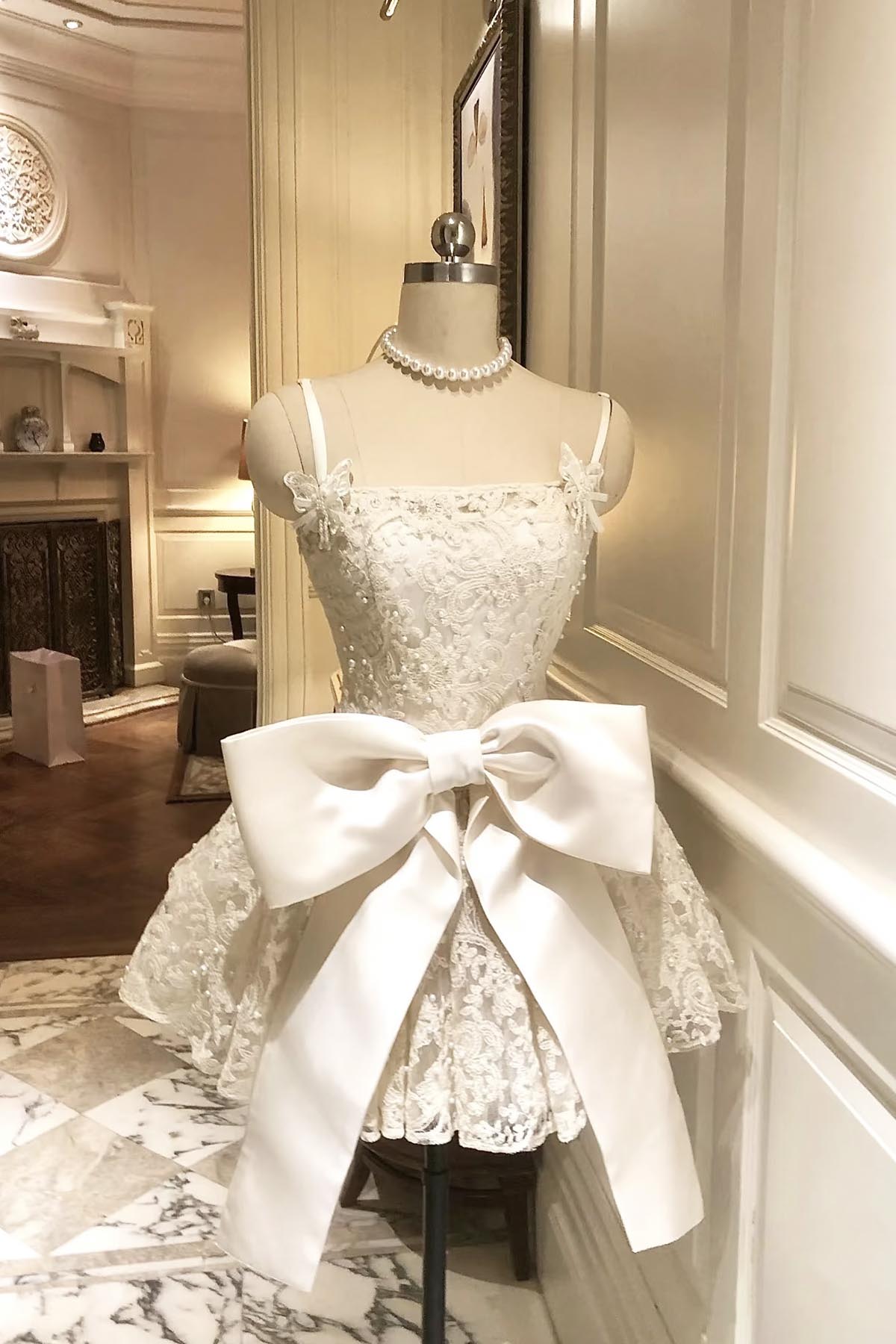 Charming Lace Short/Mini Party Dress, White A-Line Backless Evening Dress with Bow