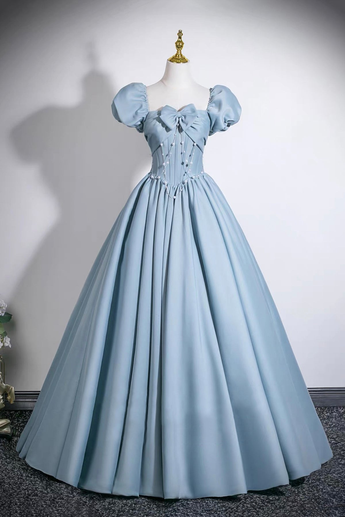 Sweetheart Neck Blue A-Line Ball Gown with Puff Sleeves and Corset Back