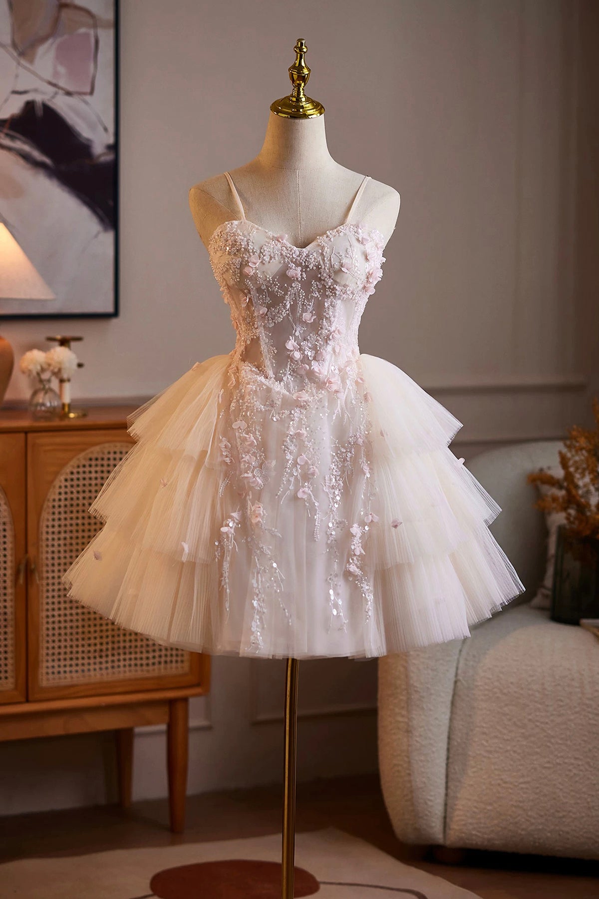 Elegant Pink 3D Floral Tiered Tulle Short Prom Dress - Sweetheart Neck Homecoming Gown