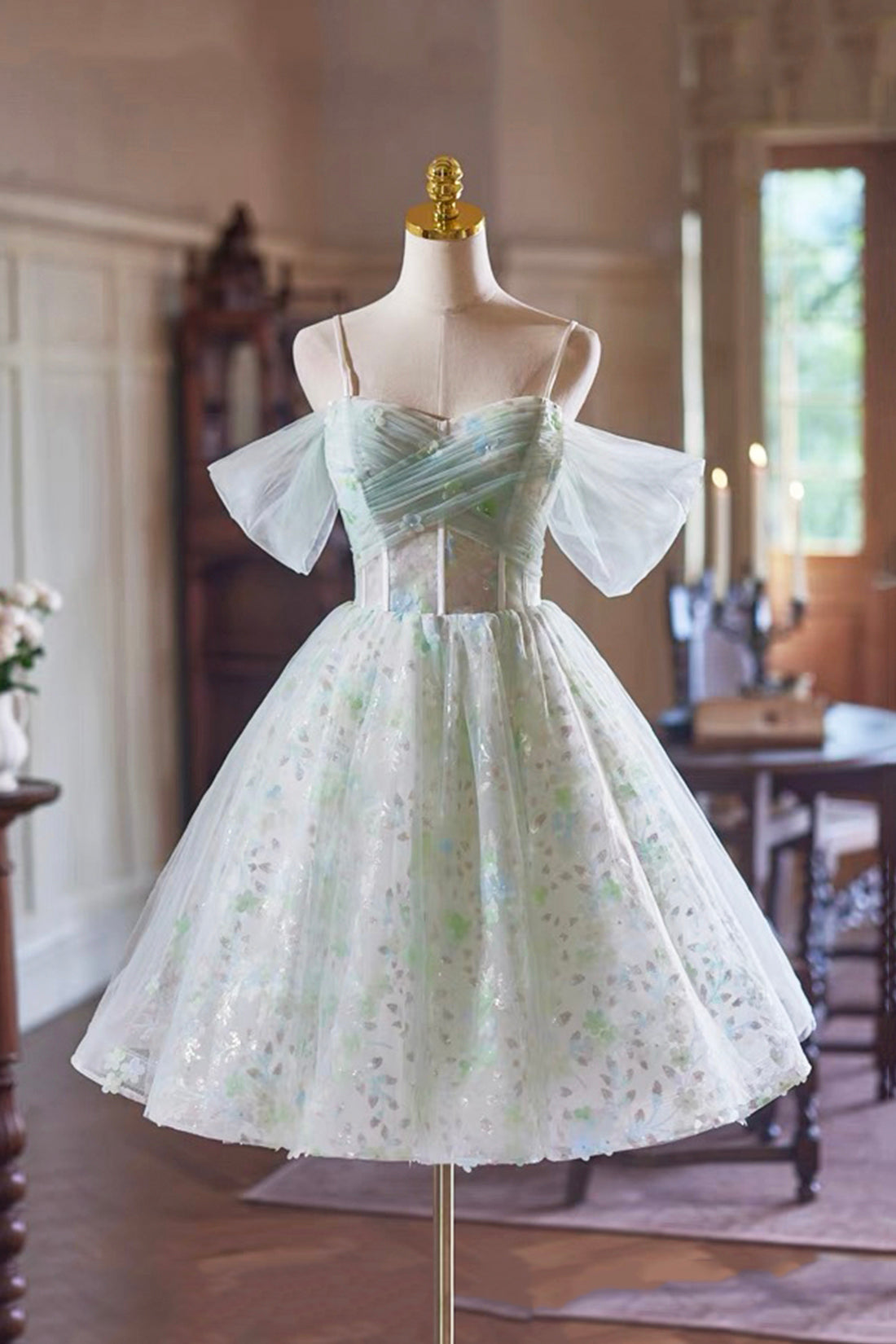 A-line Spaghetti Strap Knee Length Prom Dress, Green Floral Tulle Party Dress with Corset