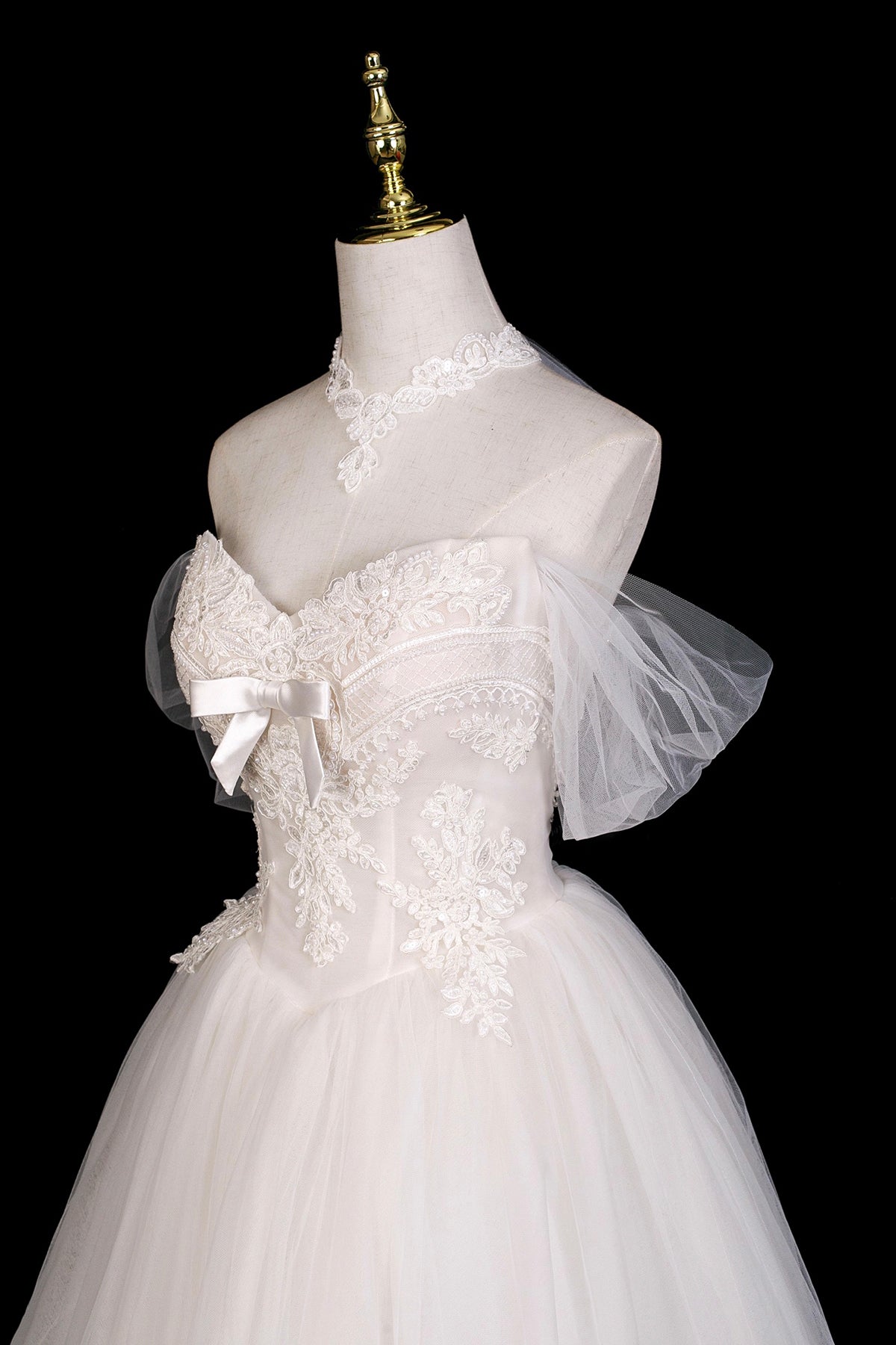 Charming Ivory Tulle Lace Floor Length Prom Dress, A-Line Sweetheart Neck Formal Dress