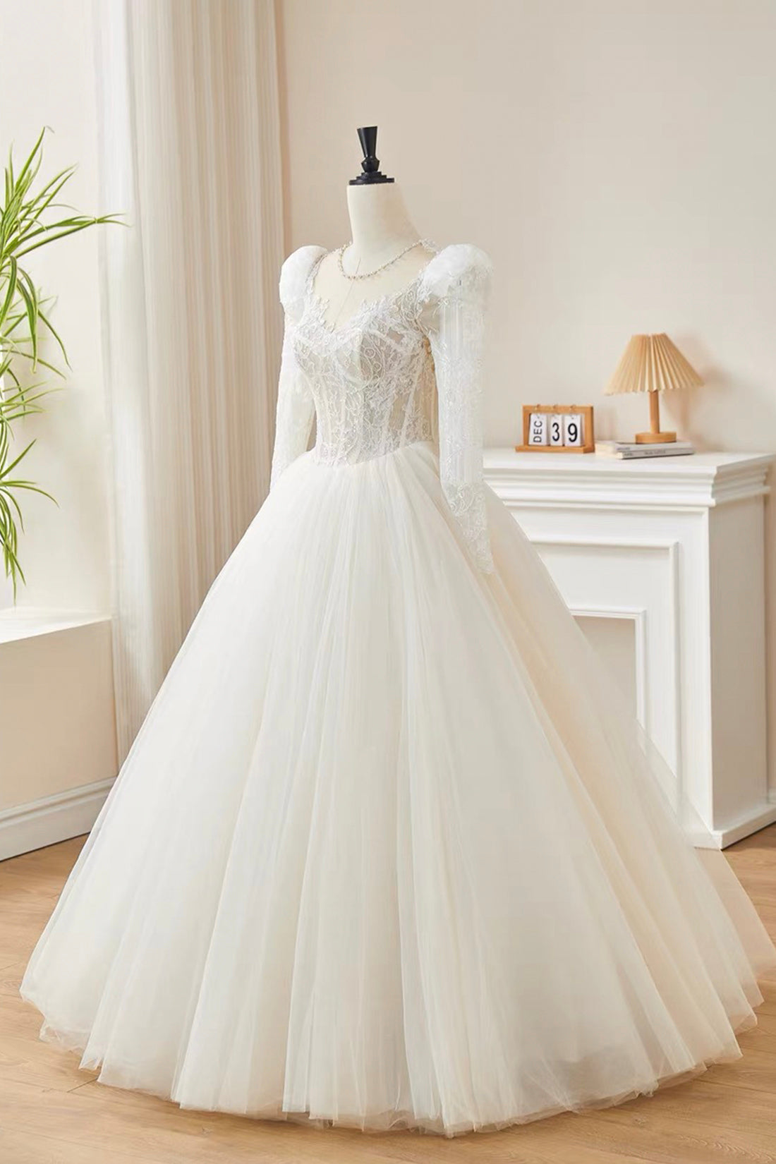 Elegant White Long Sleeve Lace Wedding Dress with Puff Sleeves
