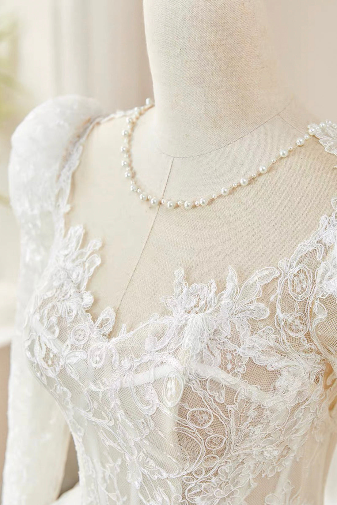 Elegant White Long Sleeve Lace Wedding Dress with Puff Sleeves