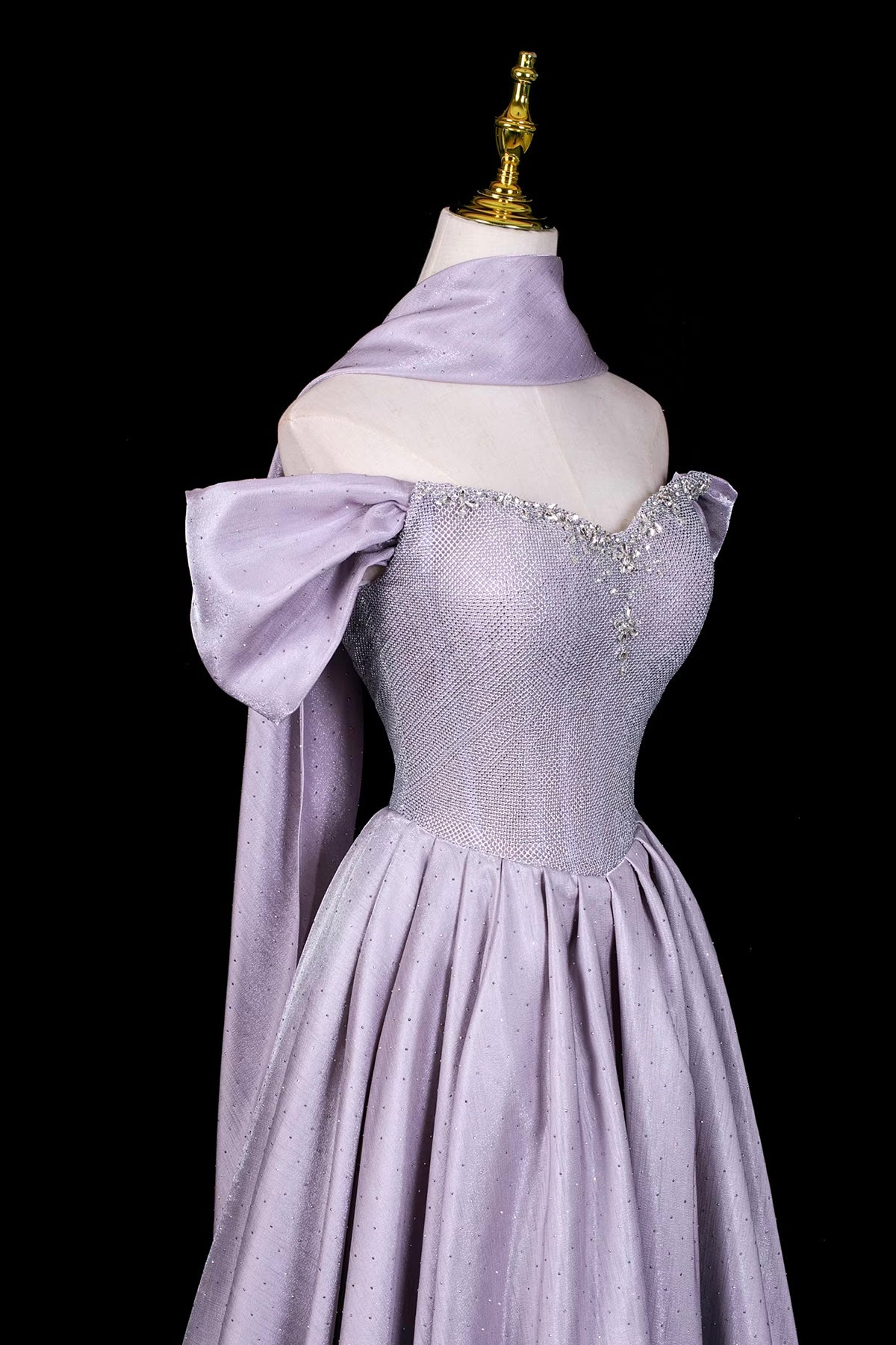 Lilac Off-the-Shoulder Prom Dress, Sparkly Satin A-Line Evening Gown with Puff Sleeves